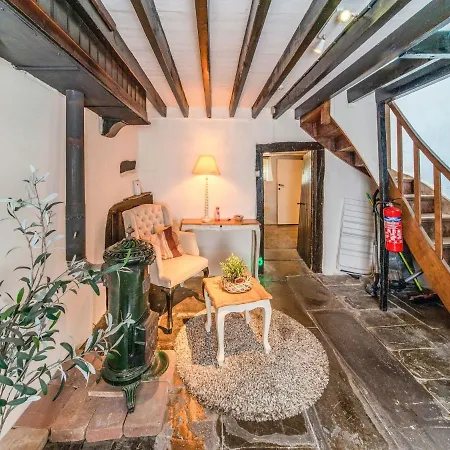 Nyaraló Characteristic Holiday In With Balcony *