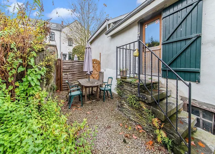 Characteristic Holiday In With Balcony Hébergement de vacances *